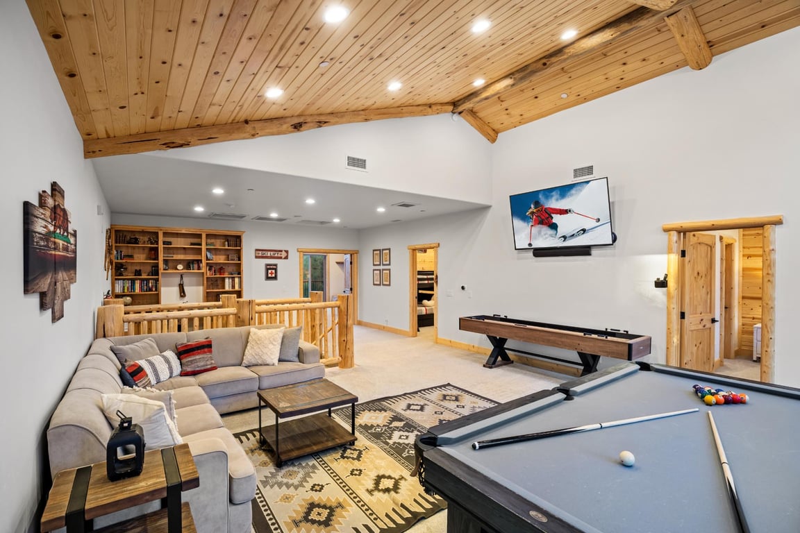 Cabin Image 44