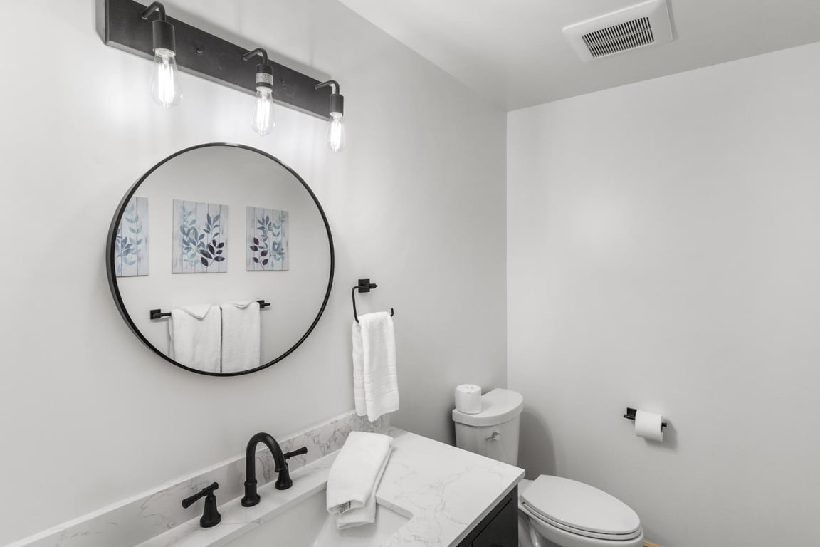 Cabin Image 70