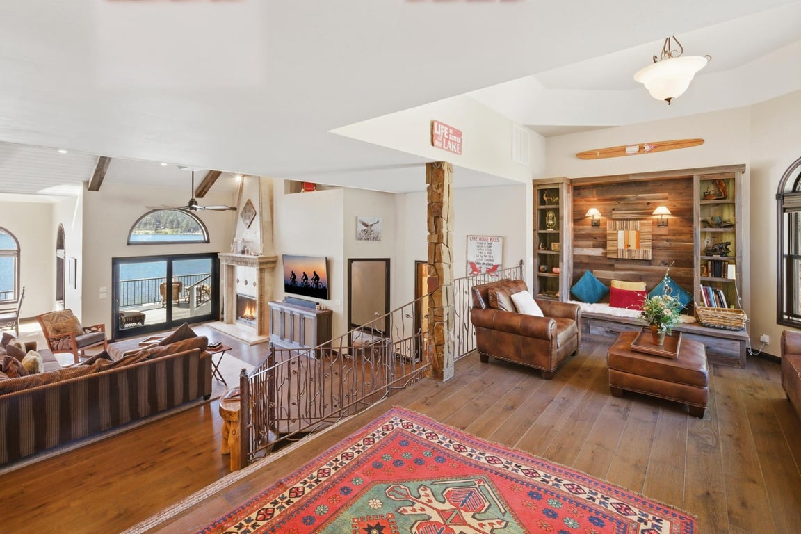 Cabin Image 8