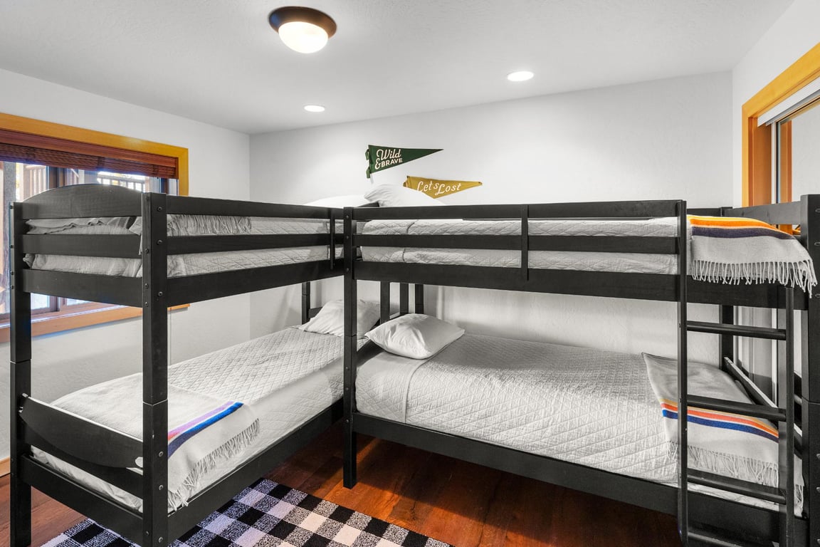 Cabin Image 67