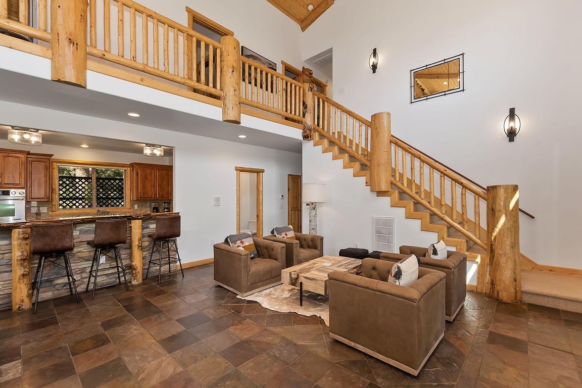 Cabin Image 9