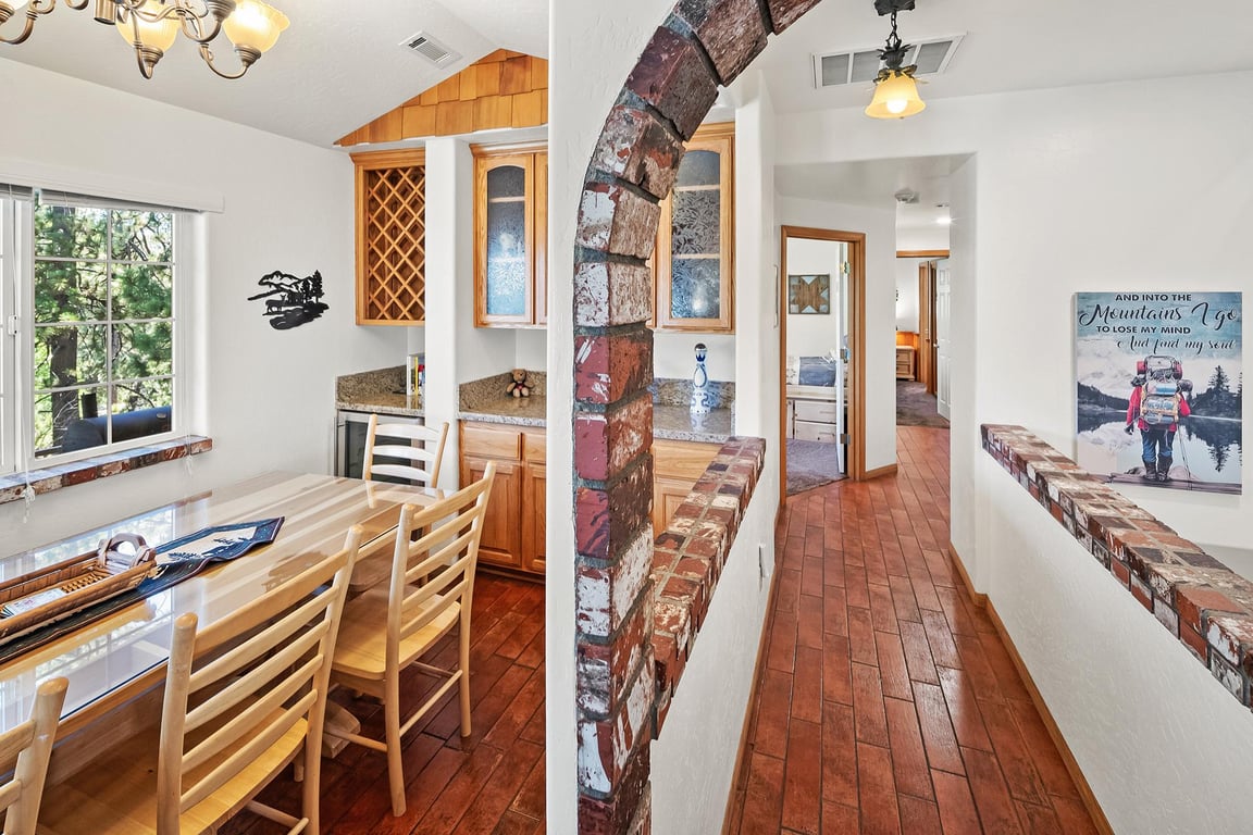 Cabin Image 16