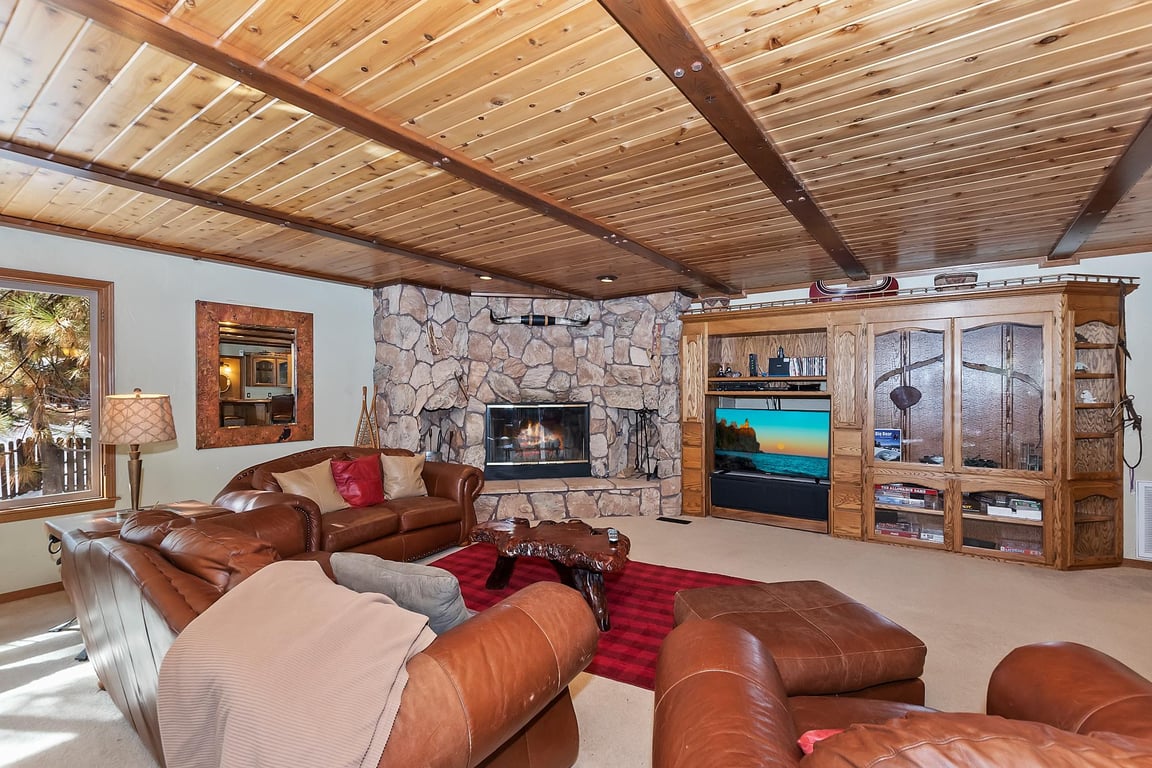 Cabin Image 30