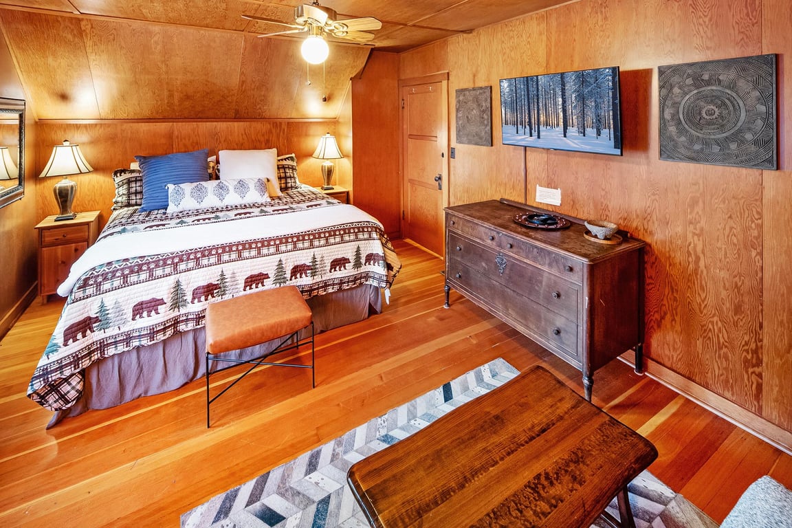Cabin Image 37