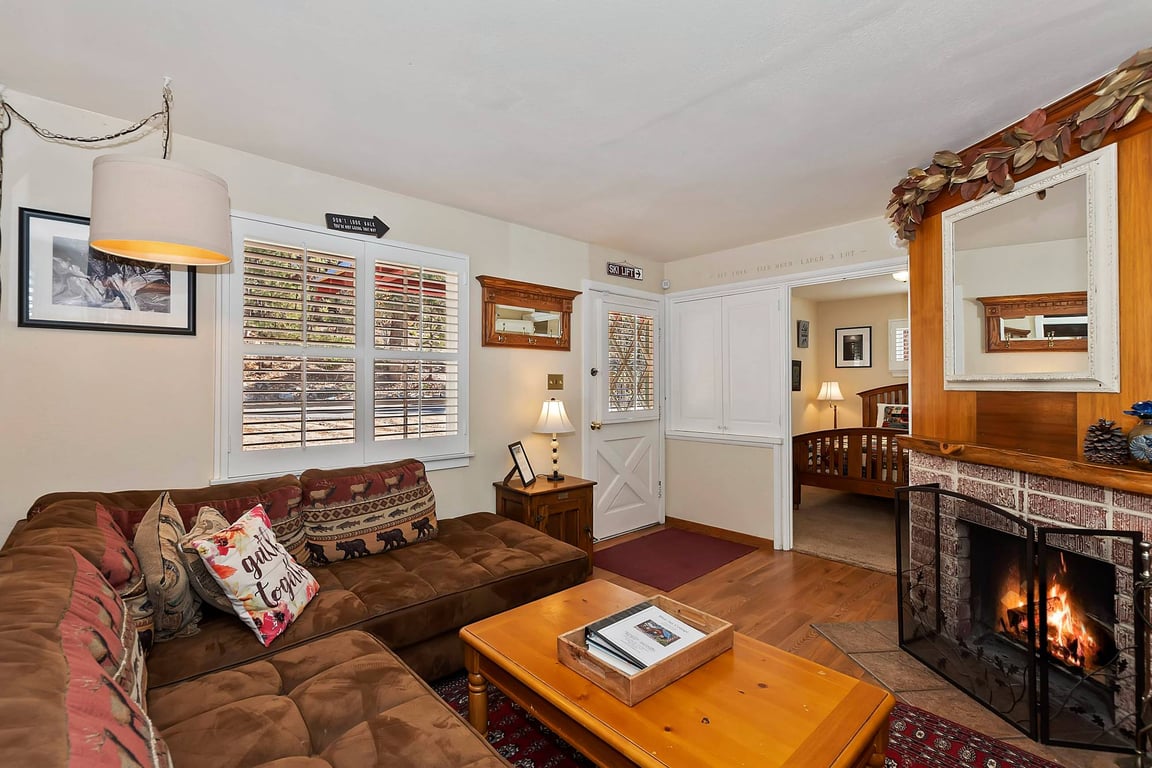 Big Bear Cabin - BlueJayCottage - 0002