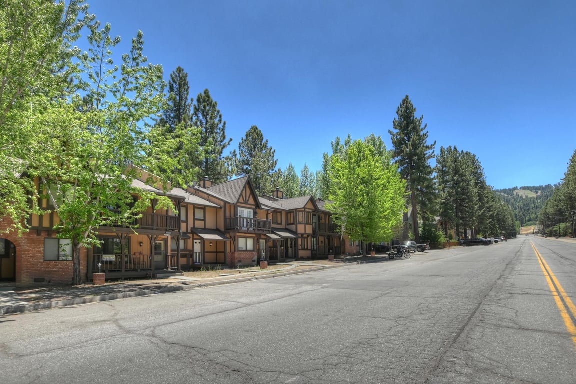 Cabin Image 28