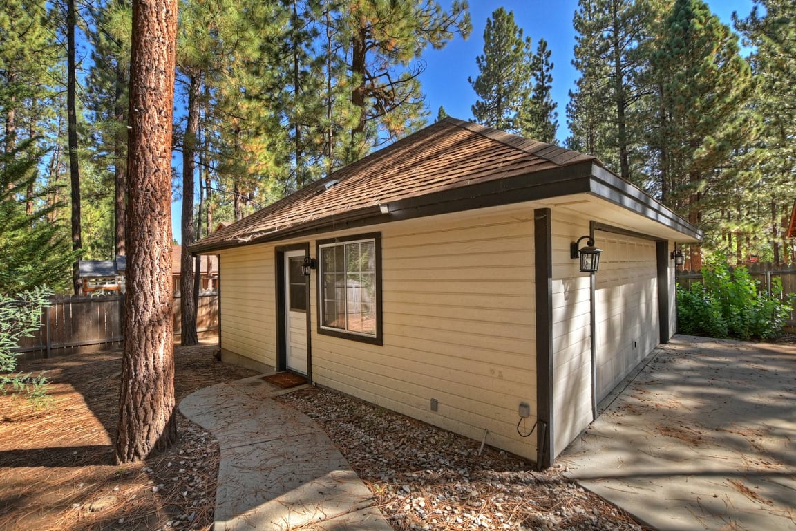 Cabin Image 28