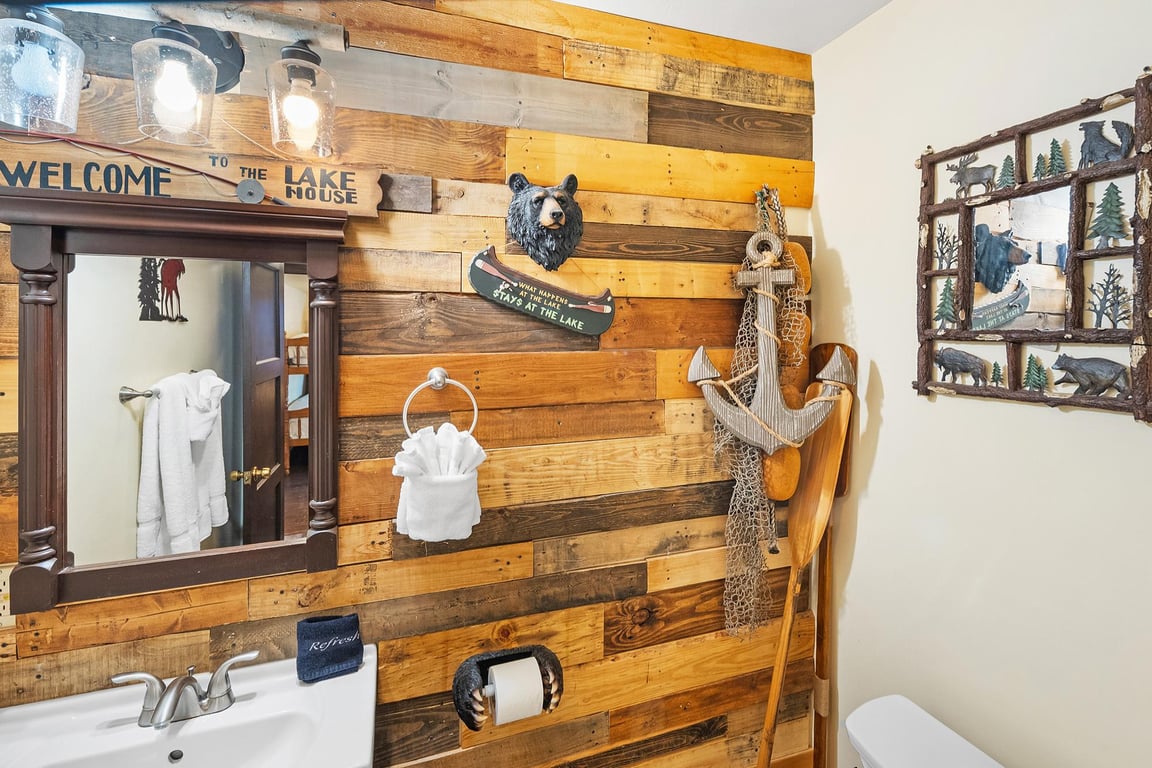Cabin Image 17