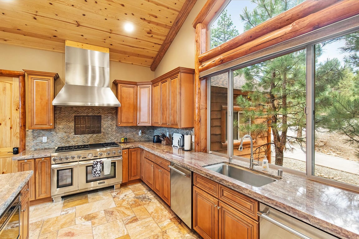 Cabin Image 18