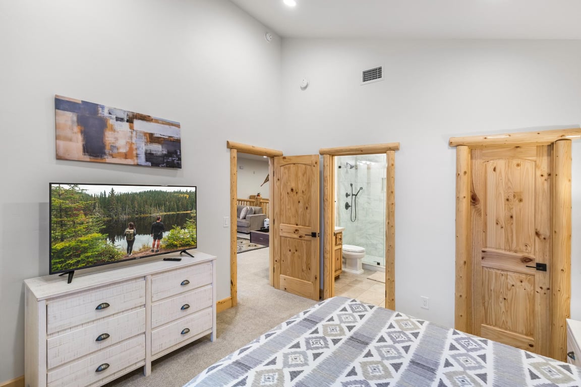 Cabin Image 64