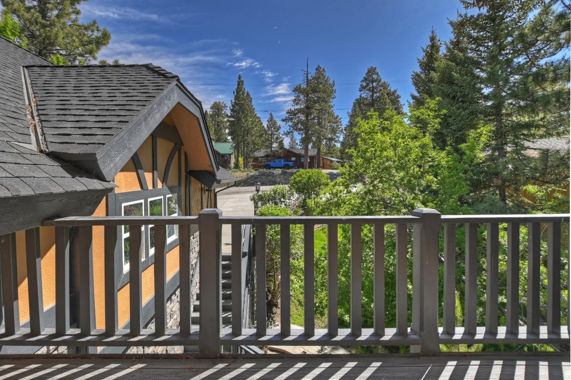 Cabin Image 43