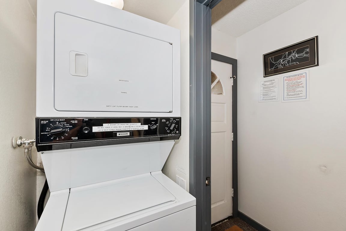 Cabin Image 16