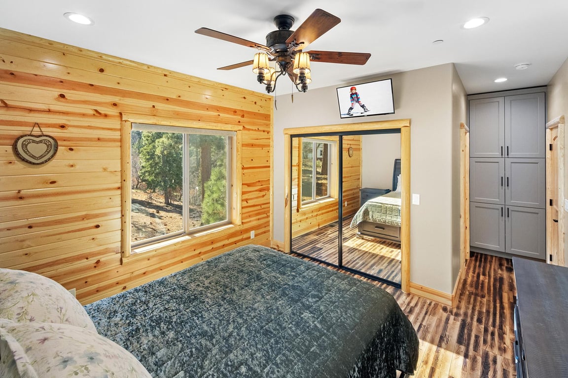 Cabin Image 43