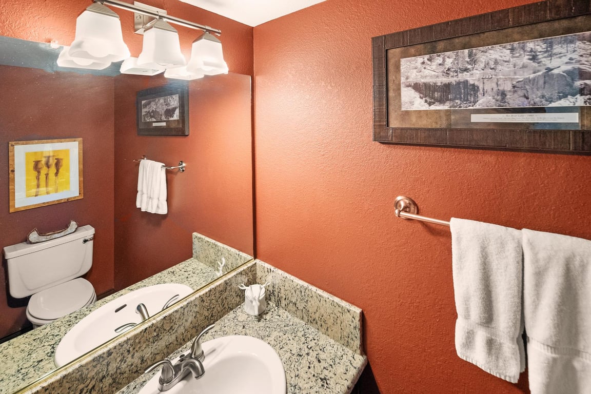 Cabin Image 13