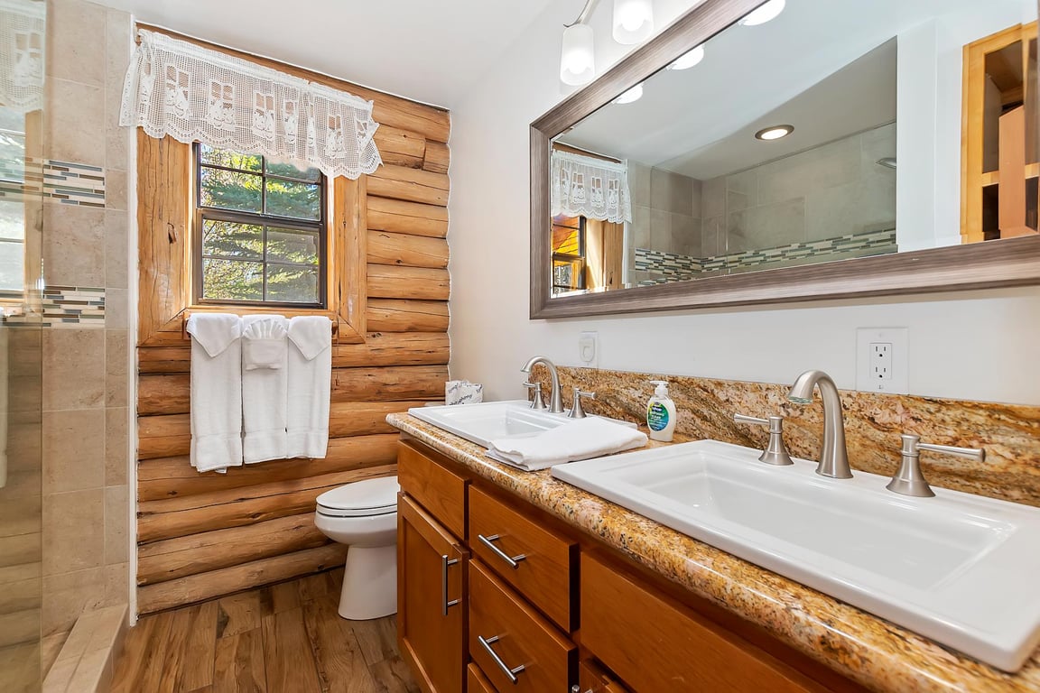 Cabin Image 20