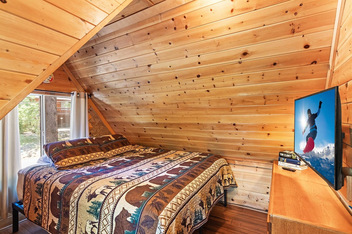 Cabin Image 18