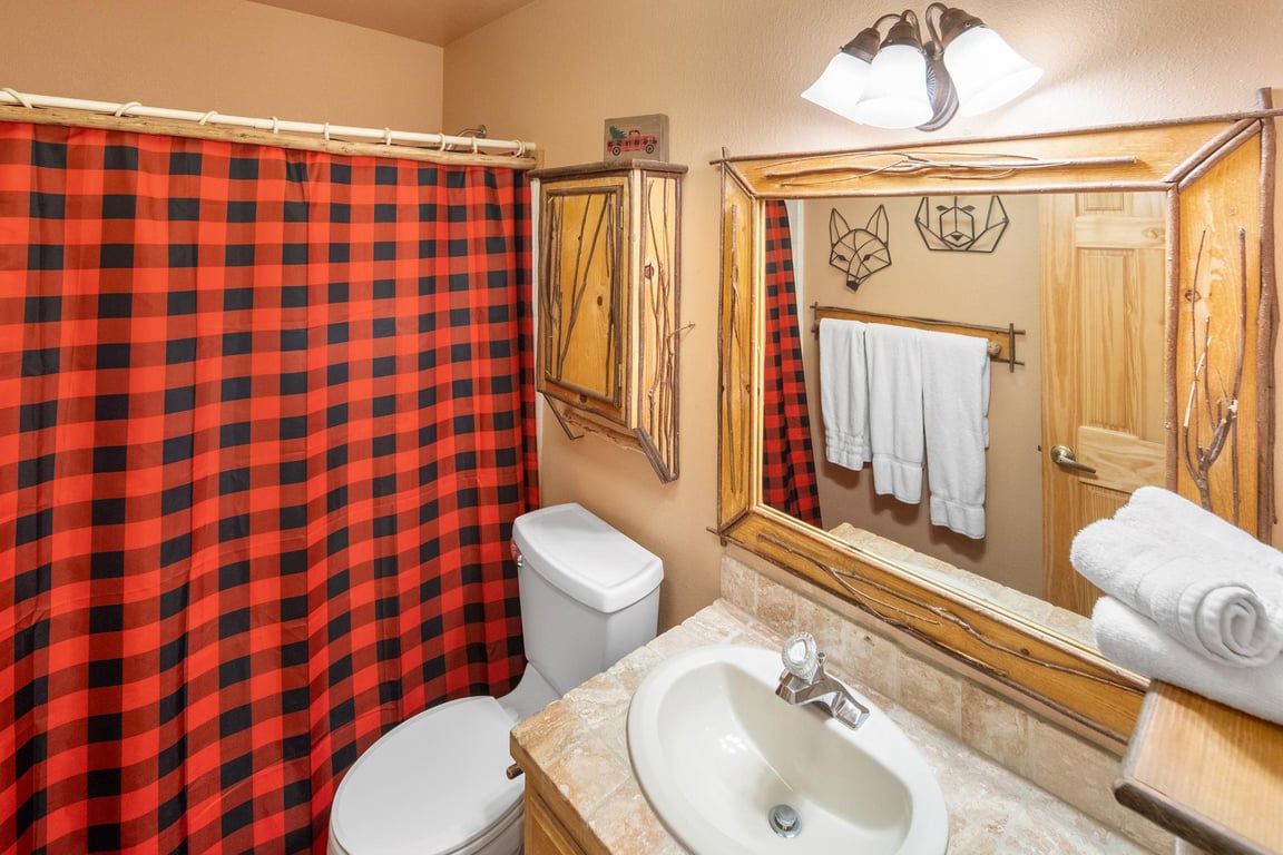 Cabin Image 36