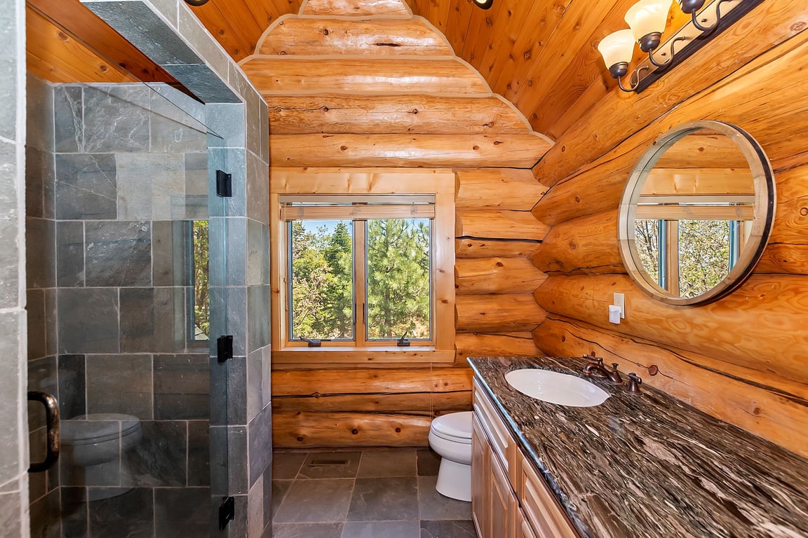 Cabin Image 29