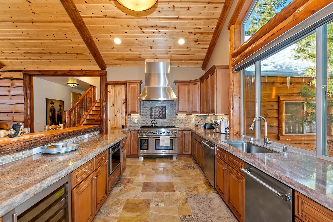 Cabin Image 16