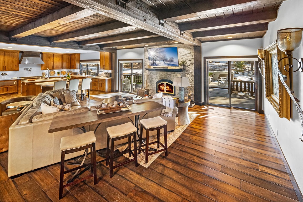 Cabin Image 8