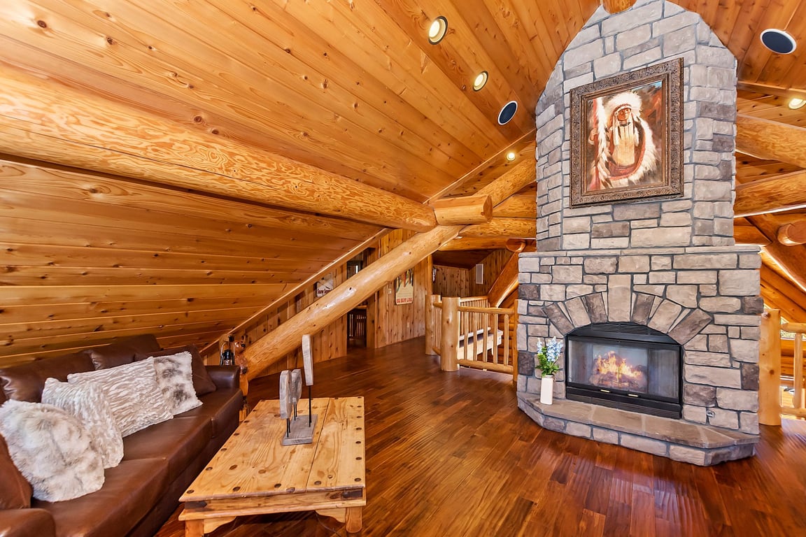 Cabin Image 24
