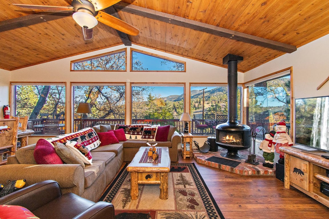 Cabin Image 16