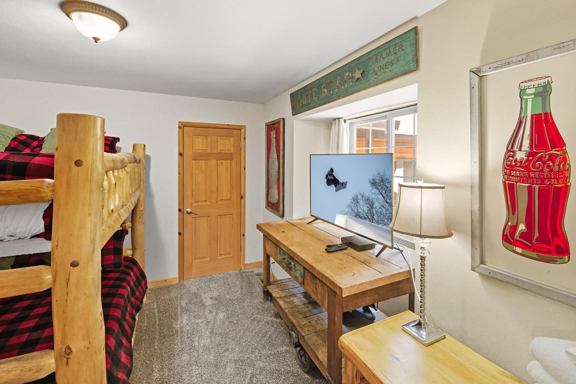 Cabin Image 51