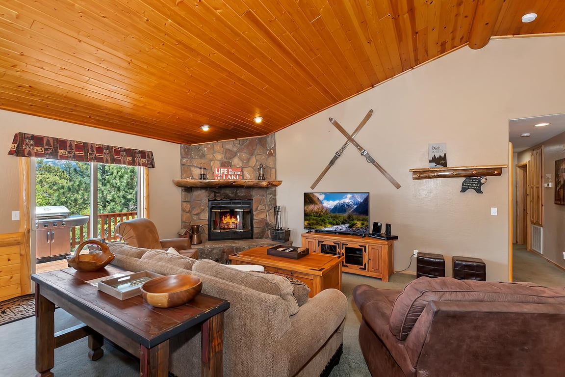 Cabin Image 8
