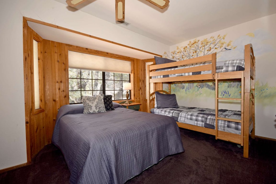 Cabin Image 26