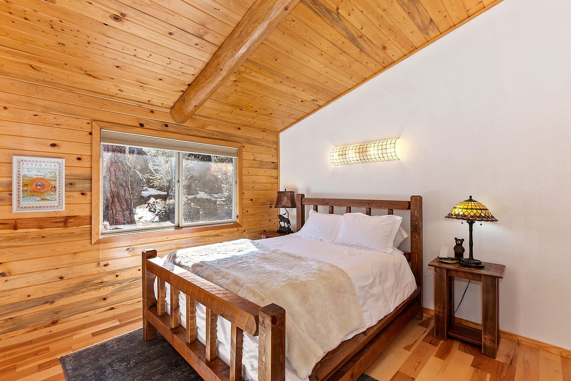 Cabin Image 35
