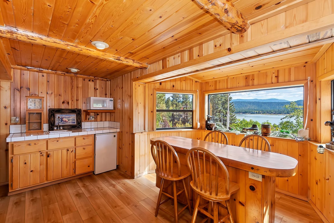 Cabin Image 29