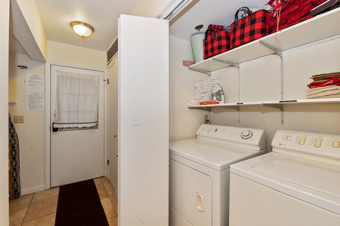 Cabin Image 13