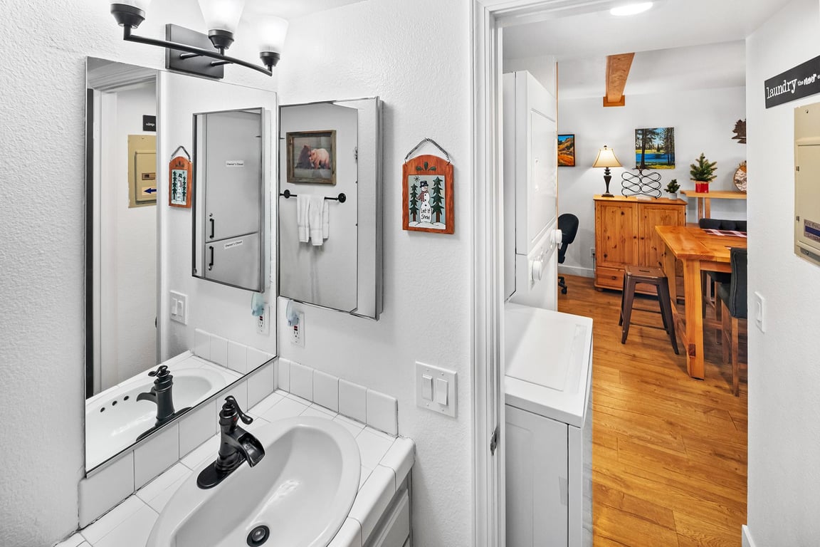 Cabin Image 19