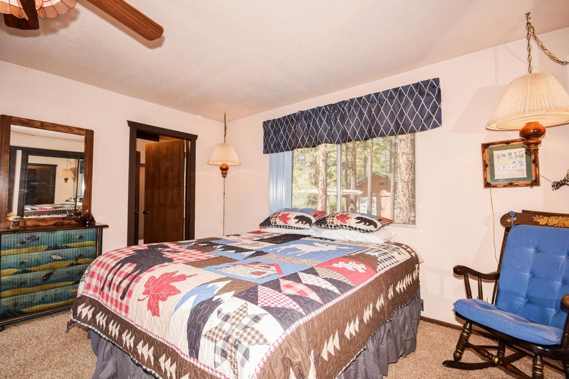 Cabin Image 10