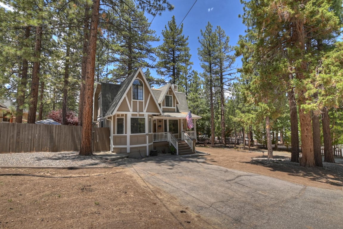 Cabin Image 30