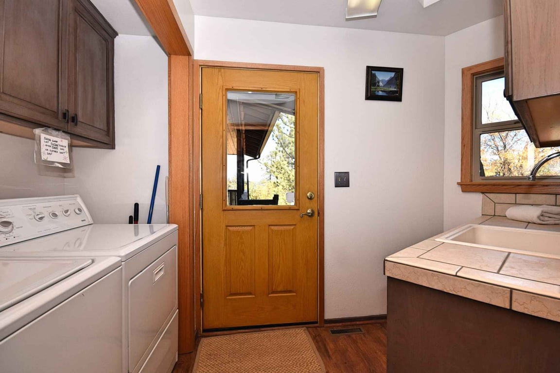 Cabin Image 19