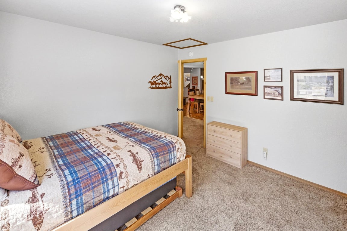 Cabin Image 32