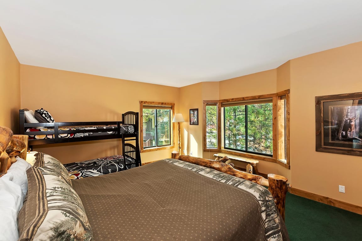 Cabin Image 36