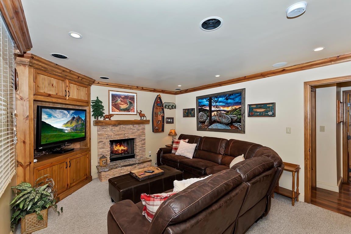 Cabin Image 23
