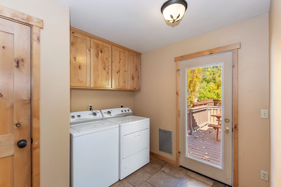 Cabin Image 13