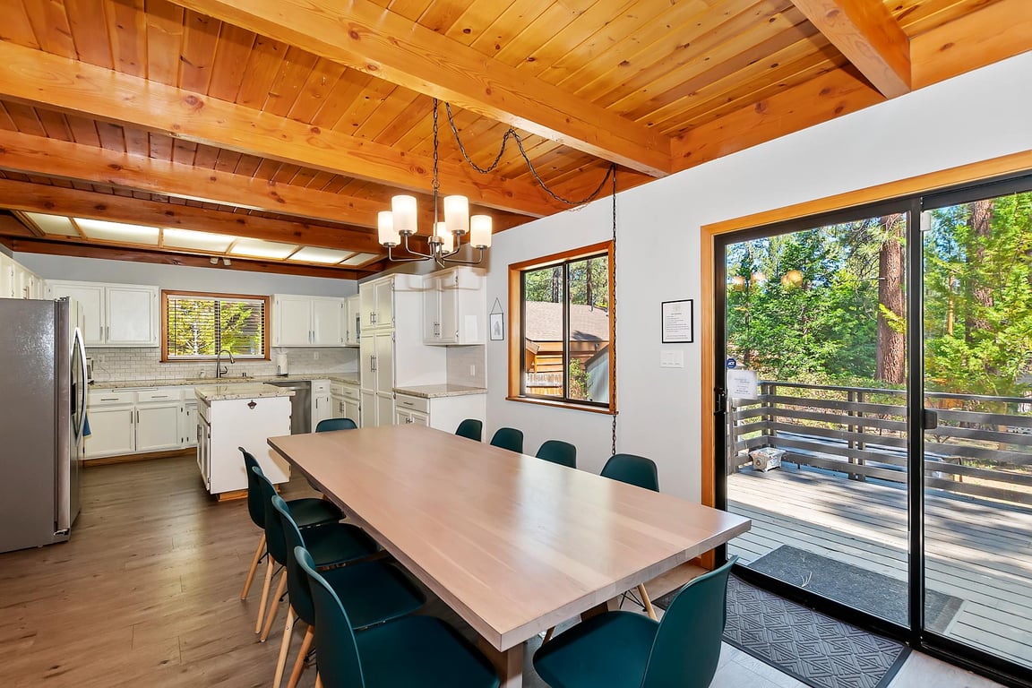 Cabin Image 12