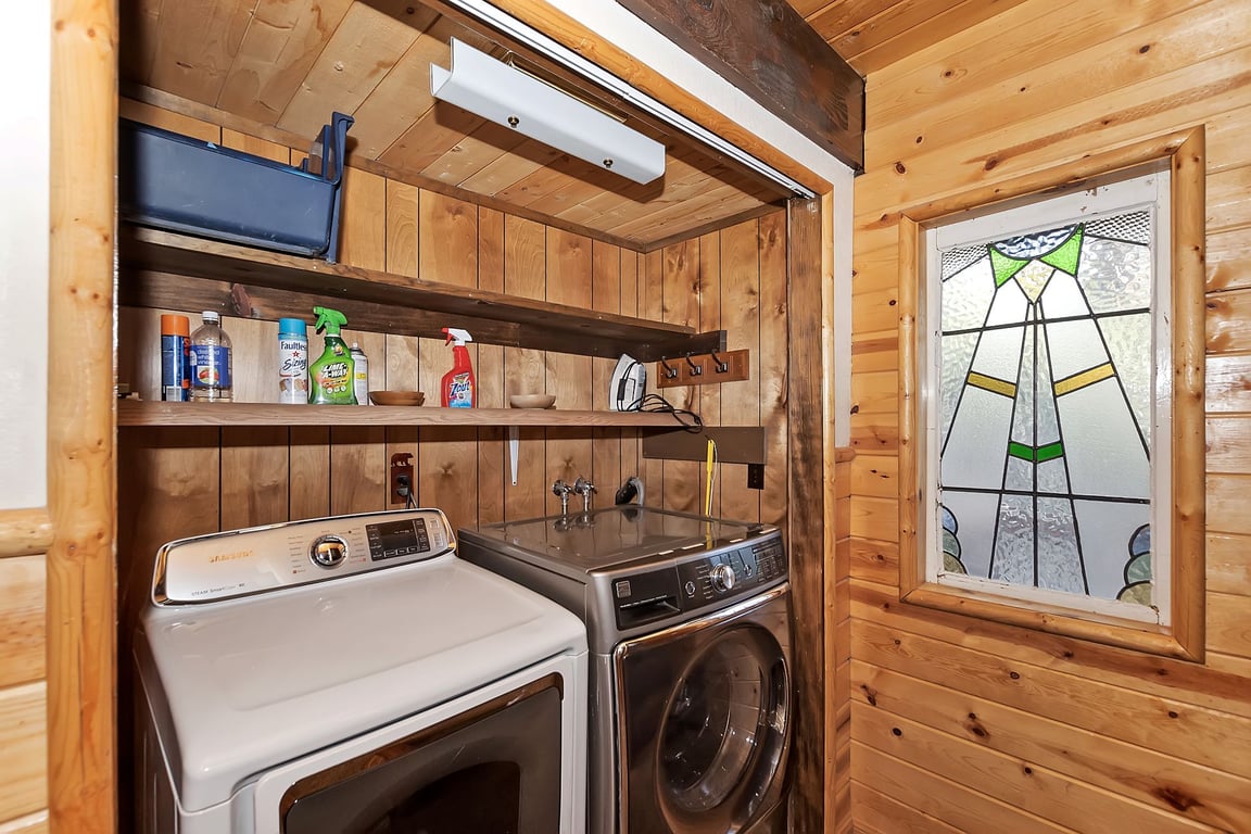 Cabin Image 11