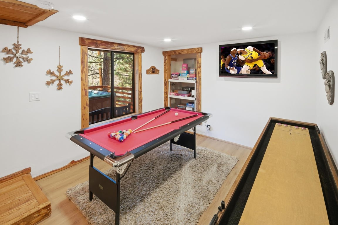 Big Bear Cabin - BearPinesRetreat - 0004