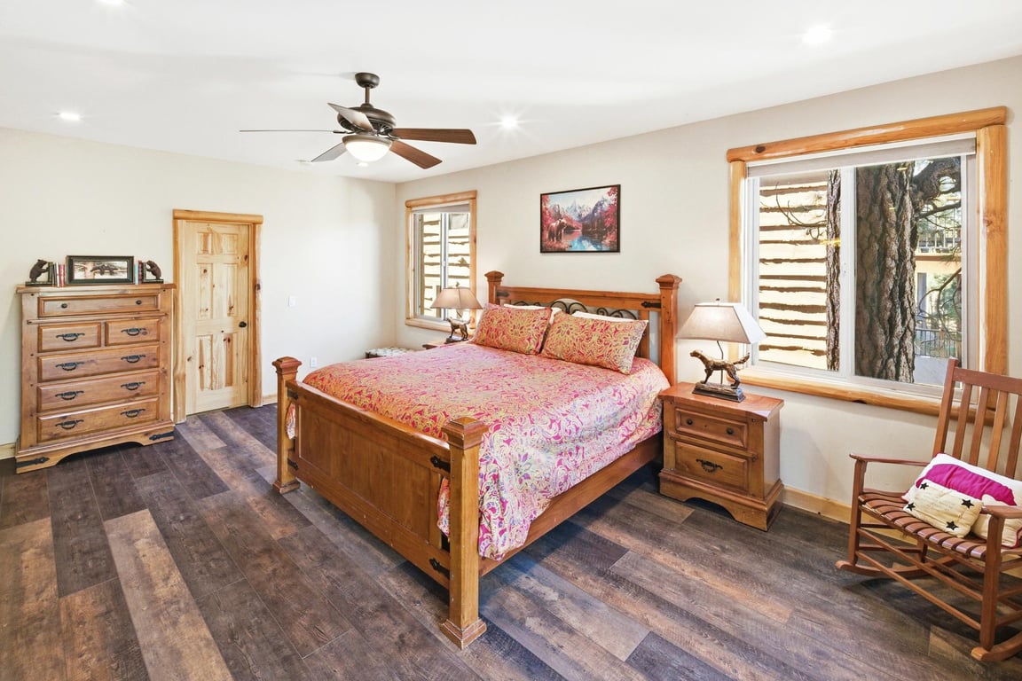 Cabin Image 33