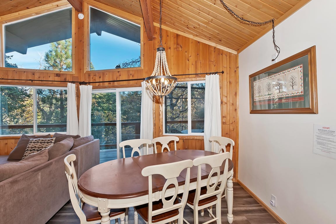 Cabin Image 10