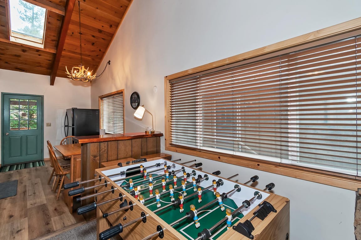Cabin Image 9