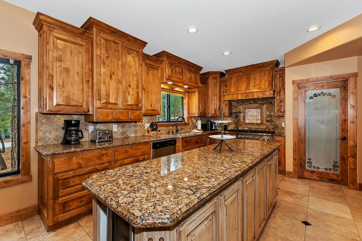 Cabin Image 16