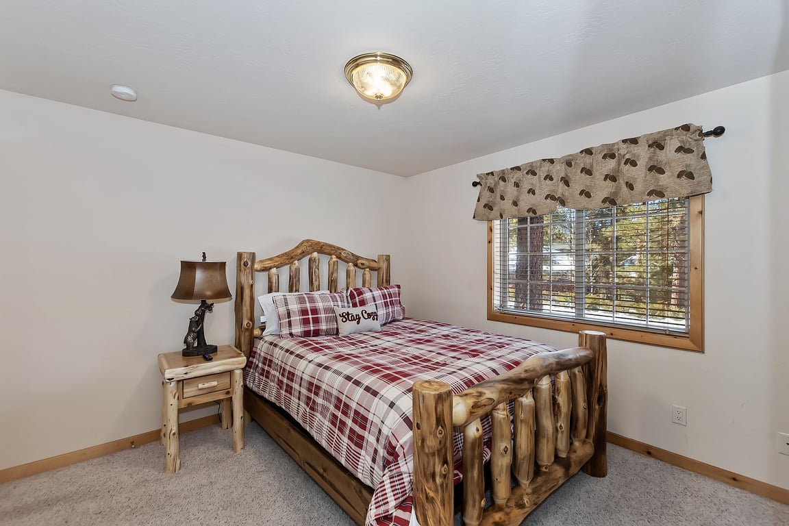 Cabin Image 16