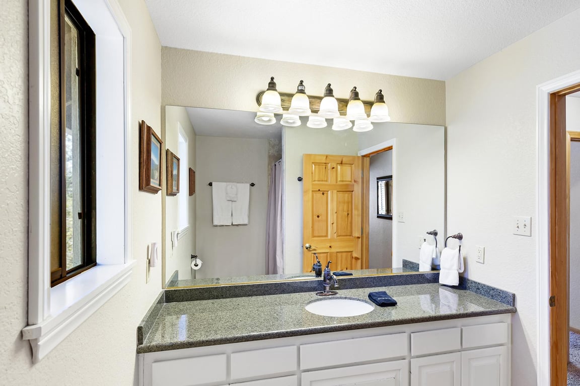 Cabin Image 31