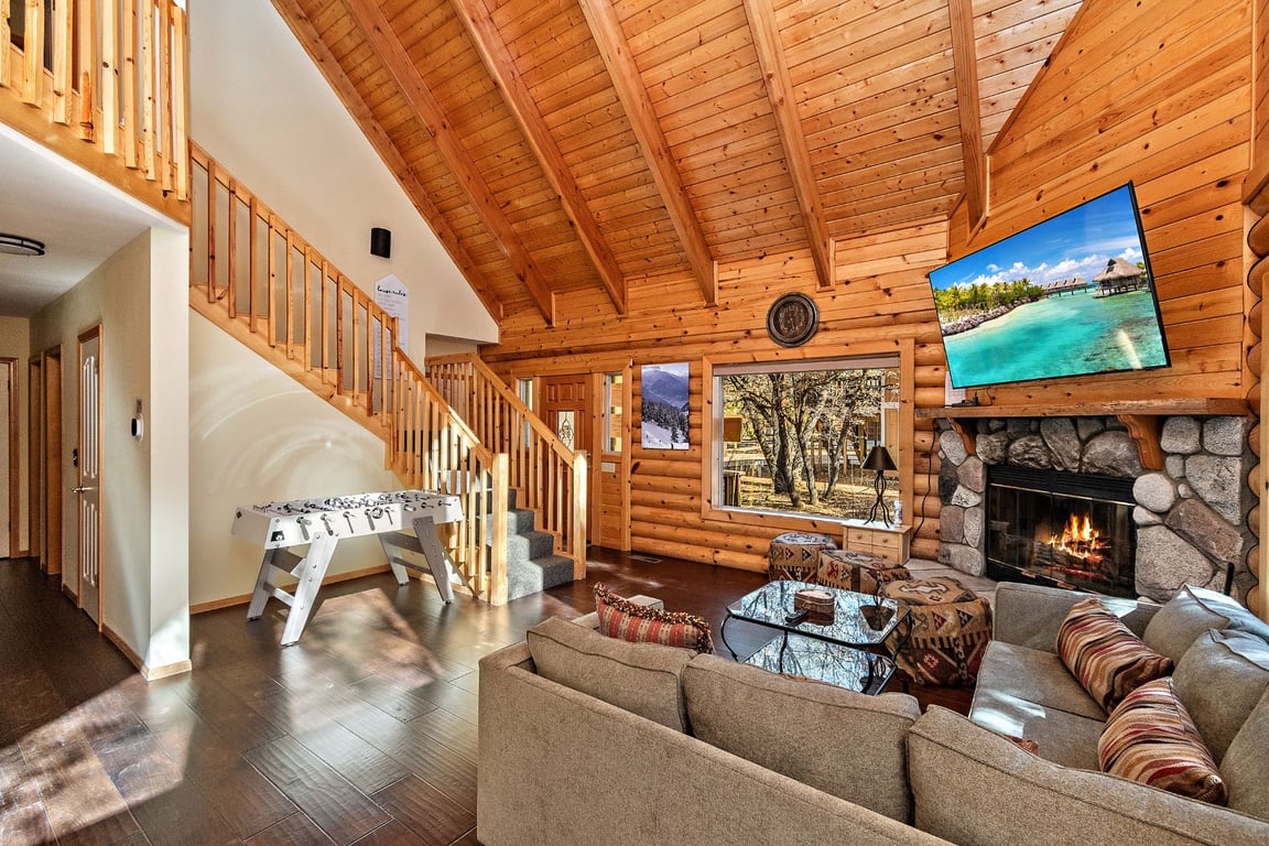 Big Bear Cabin - ForestLogHaven - 0004